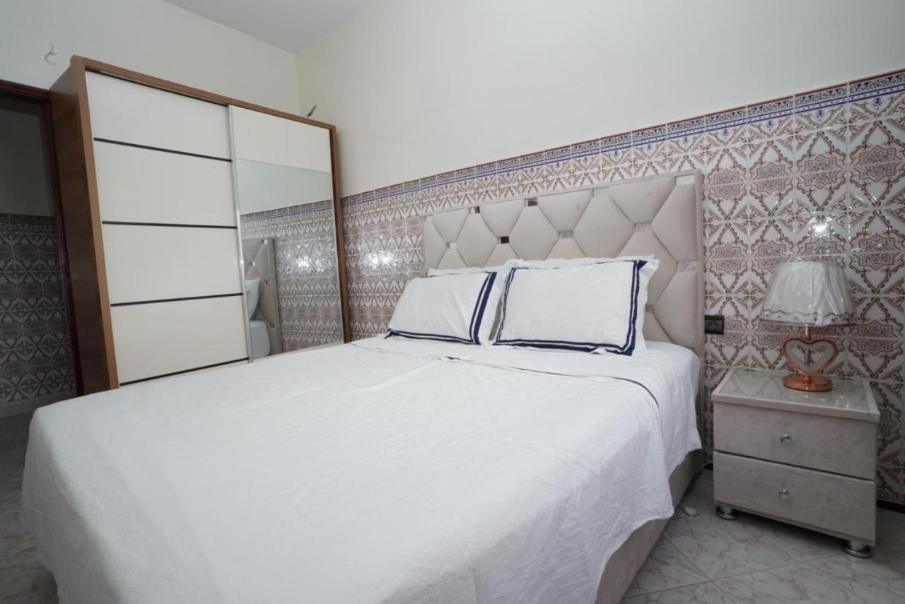 Apartment Oumnia 1 - City Center Tanger Eksteriør bilde