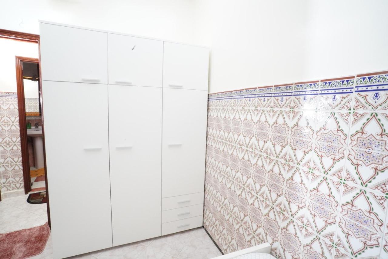 Apartment Oumnia 1 - City Center Tanger Eksteriør bilde